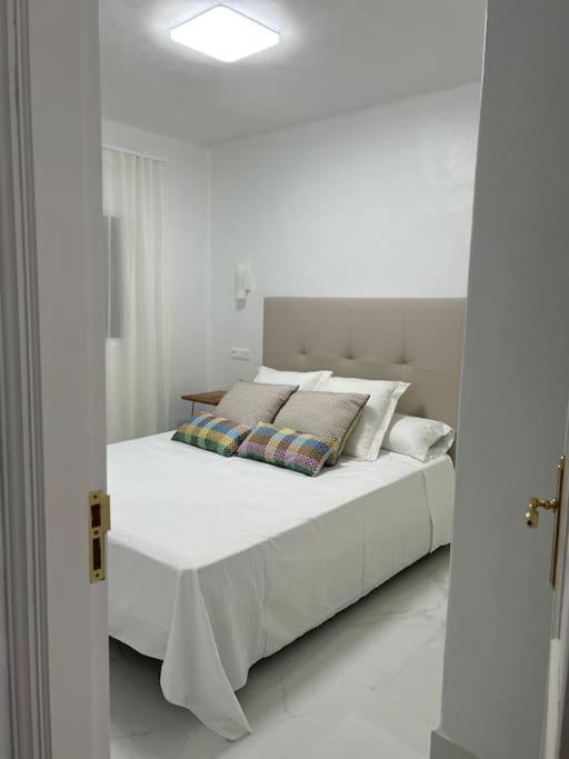 Moderno Apartamento Cerca Al Mar ティアス エクステリア 写真