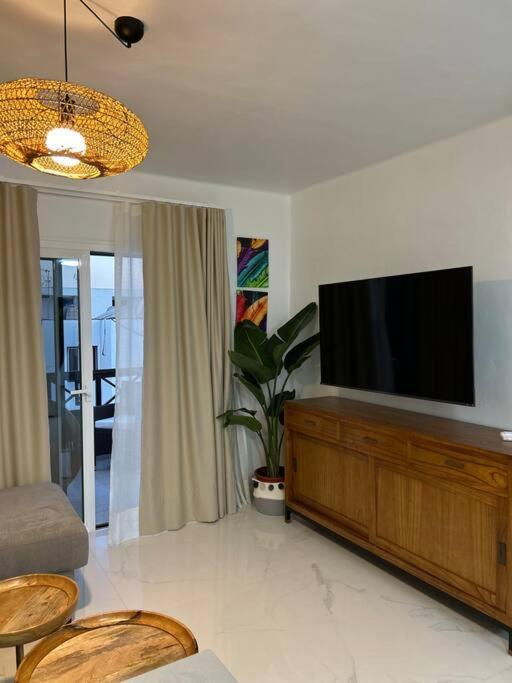 Moderno Apartamento Cerca Al Mar ティアス エクステリア 写真
