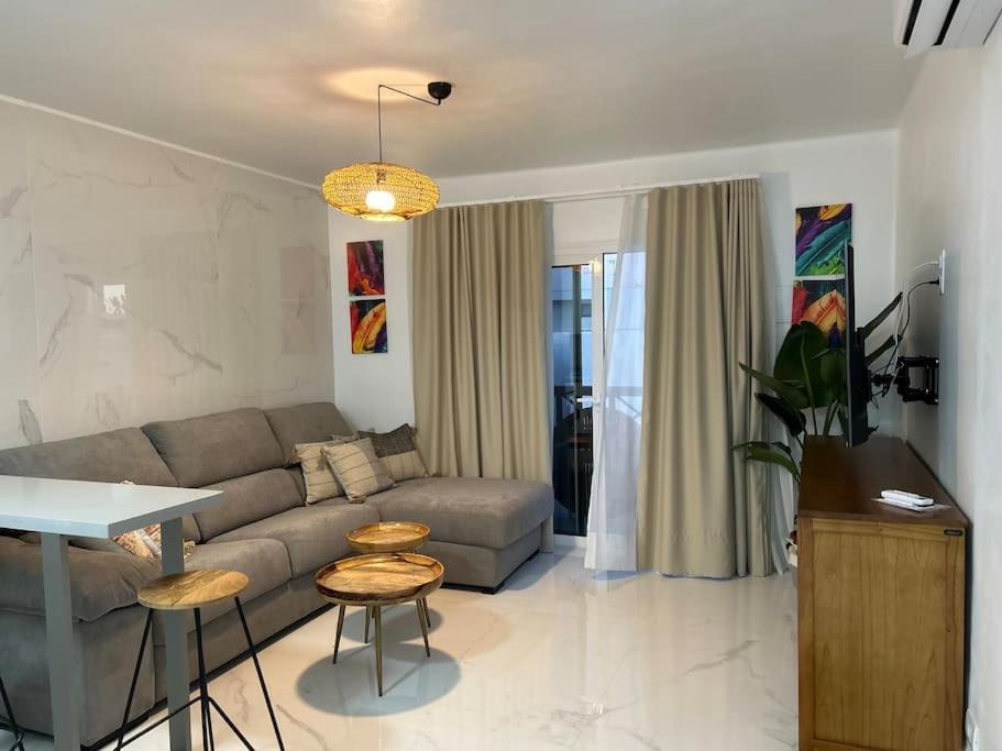 Moderno Apartamento Cerca Al Mar ティアス エクステリア 写真