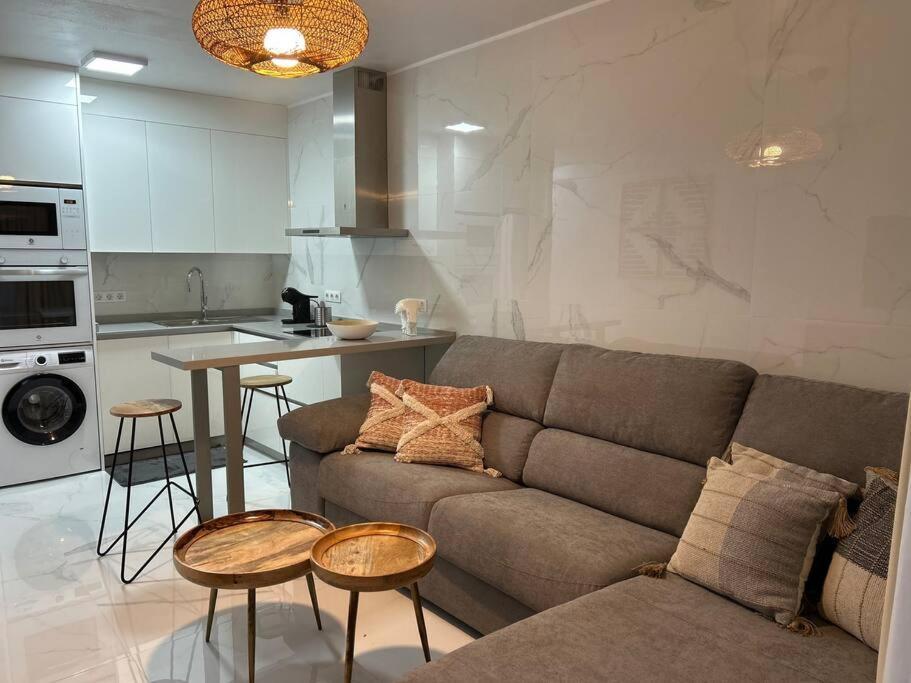 Moderno Apartamento Cerca Al Mar ティアス エクステリア 写真