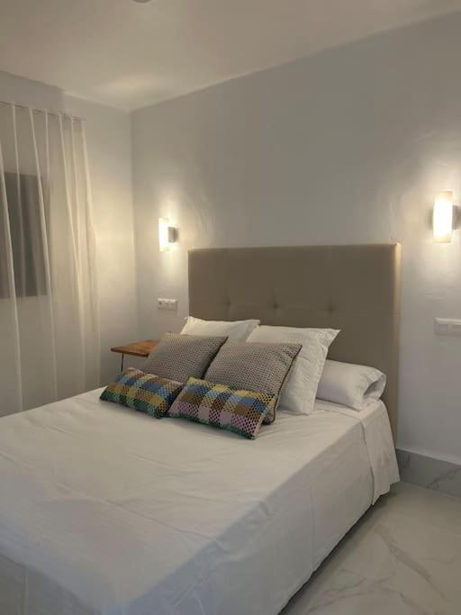 Moderno Apartamento Cerca Al Mar ティアス エクステリア 写真